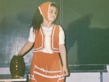 Познахте ли това малко момиче? Днес е едно от най-известните лица на екрана