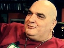Фънки обяви, че си търси гадже. Момичетата: Действаме