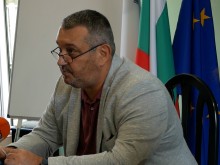 Шефът на РЗИ-Бургас огласи цифри, които няма да се харесат на антиваксърите