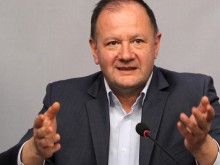 Миков: Колкото Петков и Василев имат партия, толкова и Манолова