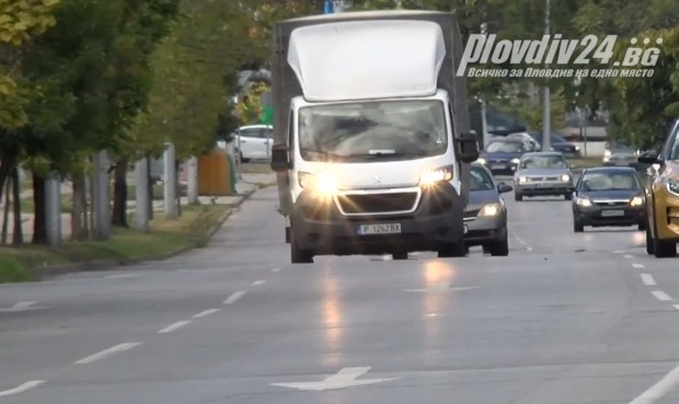 Кметът на "Източен": Има по-належащи за ремонт улици от бул. "Освобождение"