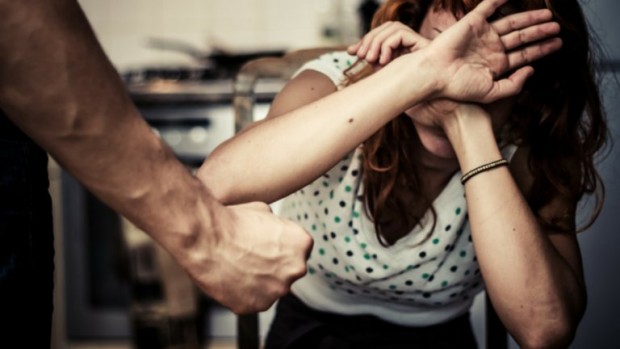 В България домашното насилие е проблем Но колко голям точно