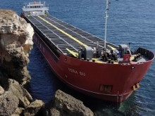 ГЕРБ с критики към служебното правителство заради заседналия кораб край Камен бряг