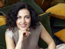 Здравословен проблем застигна популярна водеща, призова хората да се пазят