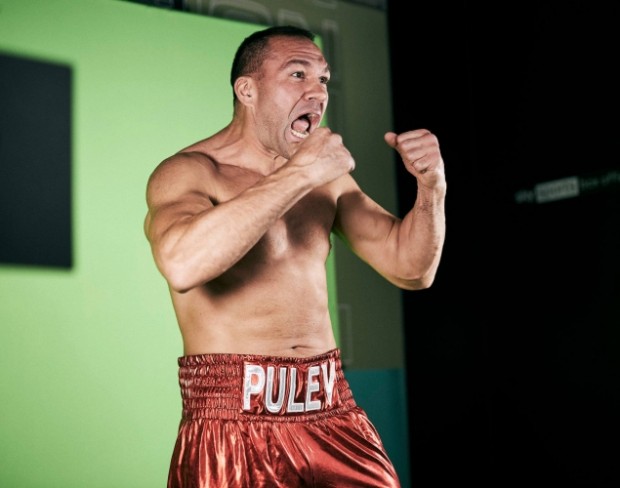 Кубрат Пулев стана студент в УНСС Боксьорът ще учи магистратура