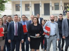 Нинова: Няма да имаме кандидат за президент, подкрепяме Радев