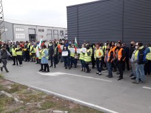 Пътни строители се събраха на протест на Околовръстното