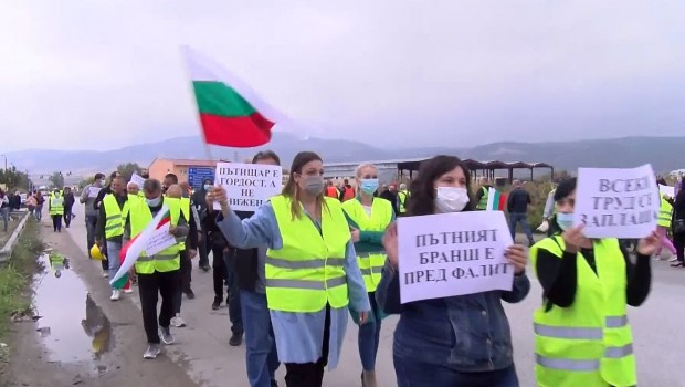 Пътните строители спряха движението по Околовръстното