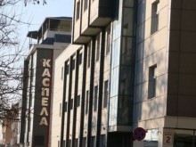 Робот направи първите 100 прецизни операции в Пловдив