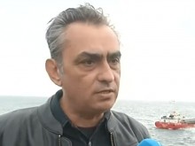 Кметъла за заседналия кораб: Сигурно от екипажа са били пияни