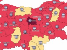 8 области са на път да влязат в тъмночервената зона на COVID-19
