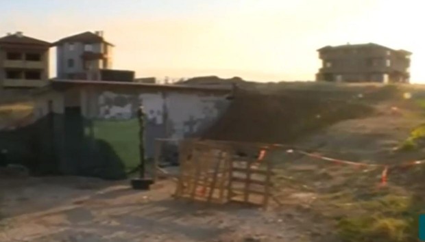 Над 50 семейства в най новия квартал на Асеновград нямат път