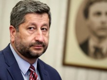 Поискаха оставката на Христо Иванов