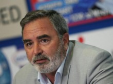 Доц. Кунчев със симптоми на COVID