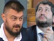 Бареков със сигнал до ЦИК да отмени участието на ДБ на изборите
