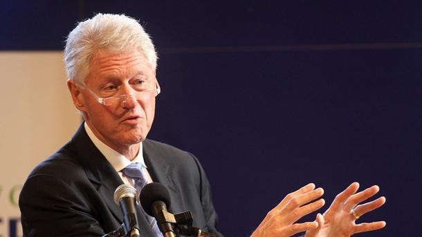 Бившият американски президент Бил Клинтън е бил приет в болница