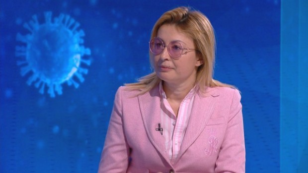 Свилена Димитрова: За ваксинираните и преболедувалите не трябва да има ограничения