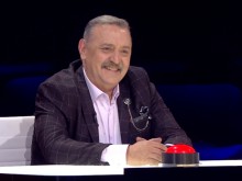 Това се казва изненада! Проф. Кантарджиев вече е част от журито в "България търси талант"