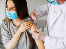 Без задължителна имунизация нa учителите
