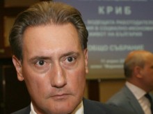 Домусчиев: Без справедливи цени на тока производства ще напускат България