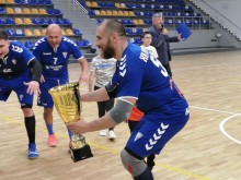 Йордан Михайлов води към шампионски триумф ХК "Шумен 61"