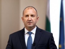 Румен Радев се срещна със студенти-доброволци от Медицинския университет - София