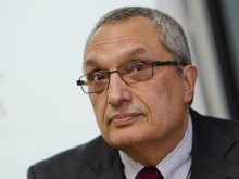 Костов: Обстановката е мрачна и тревожна, партиите са обхванати от паника