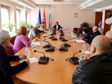 Нинова: Парламентарните избори са много по-важни от президентските