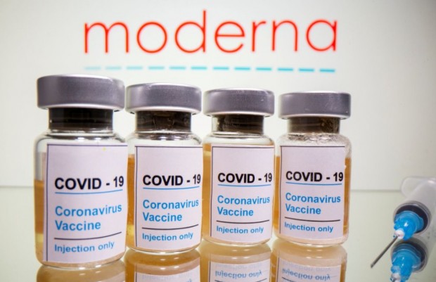 Ройтерс Модерна заяви че нейната ваксина срещу COVID 19 генерира силен имунен