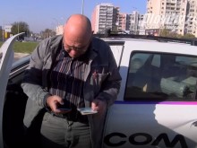 Служител на "Виваком" е ударил БМВ-то в новото кръгово в Пловдив