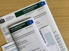 МЗ: Антителата не са достатъчни за издаване на "зелен" сертификат