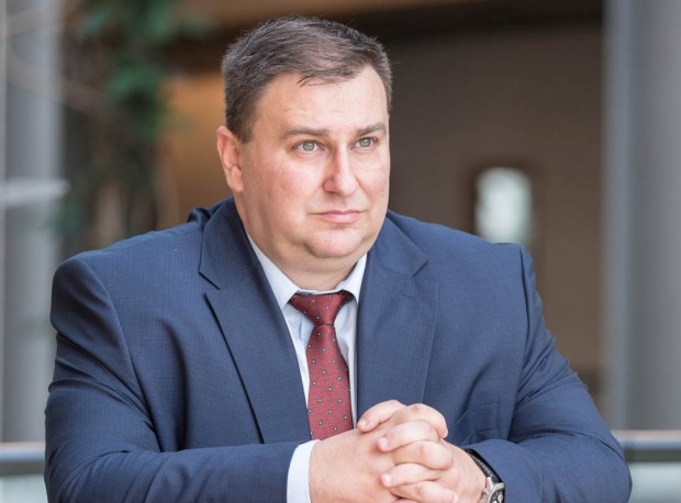 Евродепутатът от ГЕРБ/ЕНП Емил Радев подкрепи предложението за създаване на