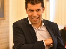 Радослава Ненова: Лъжа е, че Кирил Петков е платил и организирал операцията за спасяването на Боян Петров