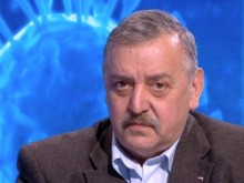Проф. Кантарджиев изключително разтревожен: Здравната ни система може да издържи още една седмица