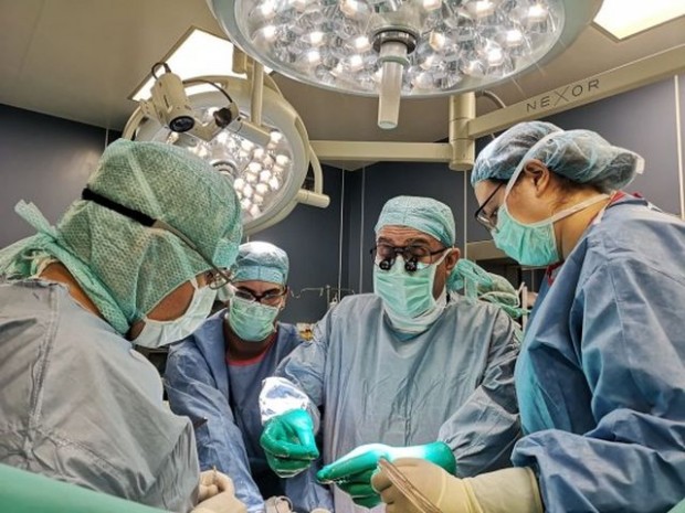 Фейсбук Посредством сплит чернодробна трансплантация втори шанс за живот получиха