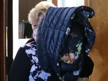 Докъде се докарахме! Санитарка сви банковата карта на тежко болна, изтегли много пари!
