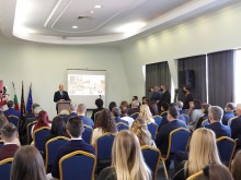 Младежи ГЕРБ: Румен Радев за пореден път злоупотребява със служебното си положение