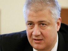 Балтов: Редно е да има зелен сертификат за депутатите