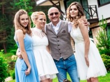 Ето я новата жена на Емо Чолаков