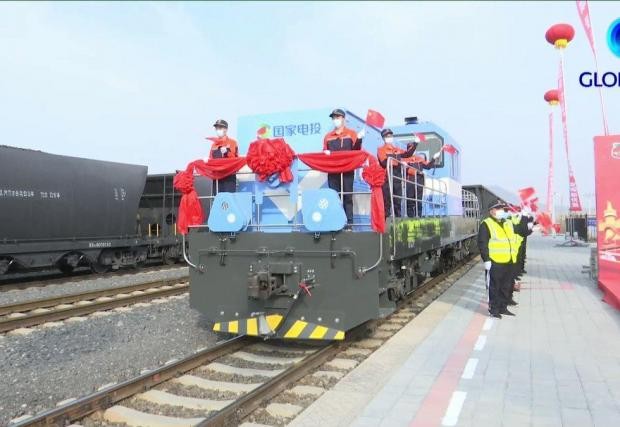 В Китай за първи път се използва локомотив с водородна