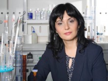 Проф. Стоименова: Скъпи приятелю-антиваксър, заразяването с COVID-19 е много по-опасно, отколкото да получиш едно "парче от мъртъв протеин"