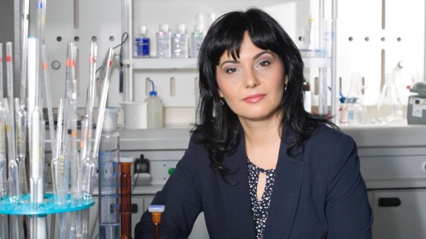 Проф Асена Стоименова  е председателка на Българския фармацевтичен съюз Представяме Ви