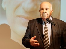 Доайенът на българската социология проф. Георги Фотев получи награда