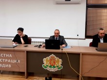 Специални облекла и дезинфектанти за подвижните СИК в Пловдив
