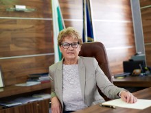 Комитова ще даде информация за текущи и основни ремонти на пътища