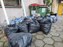 ПК "Надежда" се включи в инициативата "По-чист, по-зелен и по-красив район"