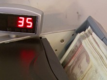 Ден след изборите: България тегли нов дълг от половин милиард лева