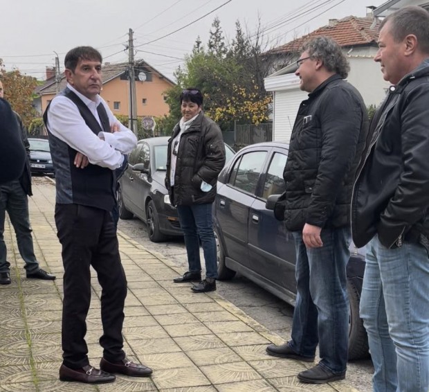 Varna24.bg
Полиция нахлу отново в дома на областния координатор на ГЕРБ