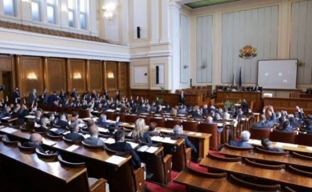 Близо 5000 лева ще бъде стартовата заплата на един депутат в следващия парламент