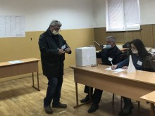 Пловдивчани вече гласуват